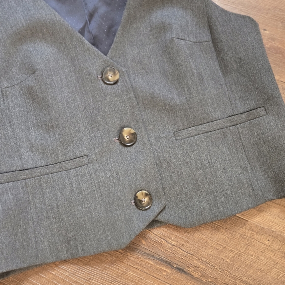 Sezane Elroy Vest - Picture 7 of 9